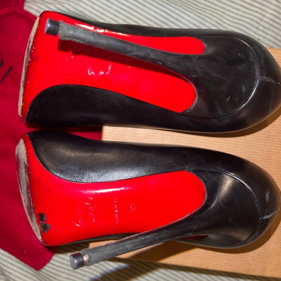 Christian Louboutin Pigalle Follies 100mm Black Leather - Picture 3 of 16